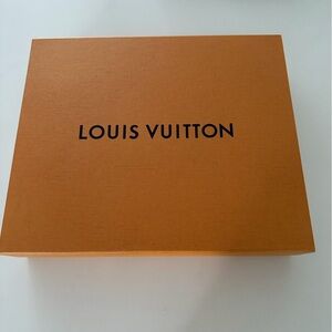 Authentic Louis Vuitton Signature Empty box